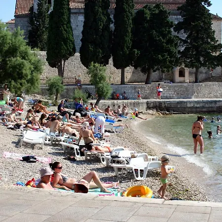 With A Parking Space Hvar - 23410